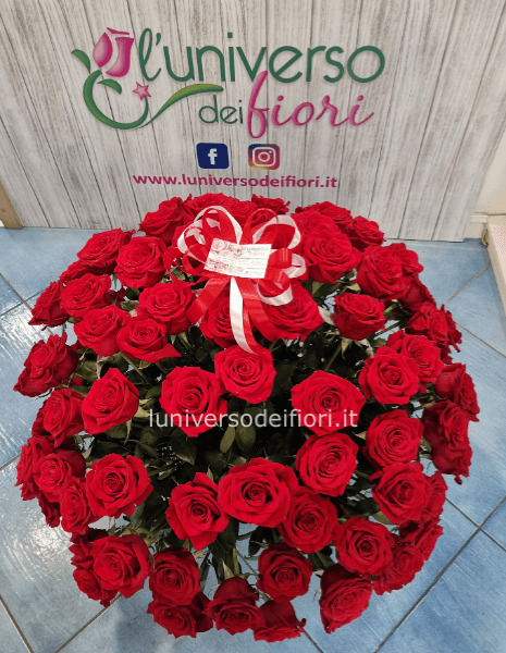 Cesto 100 rose rosse