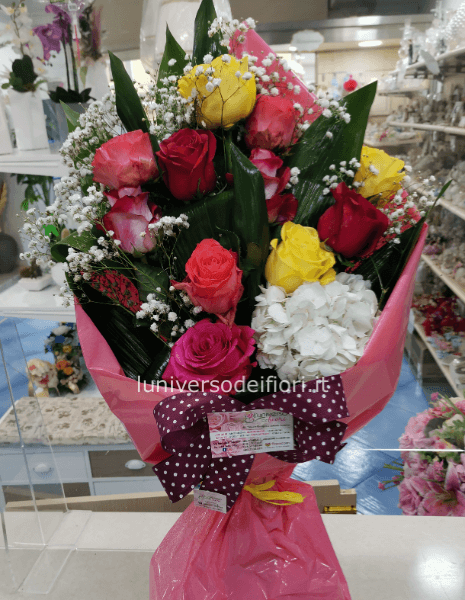 fascio rose e ortensia