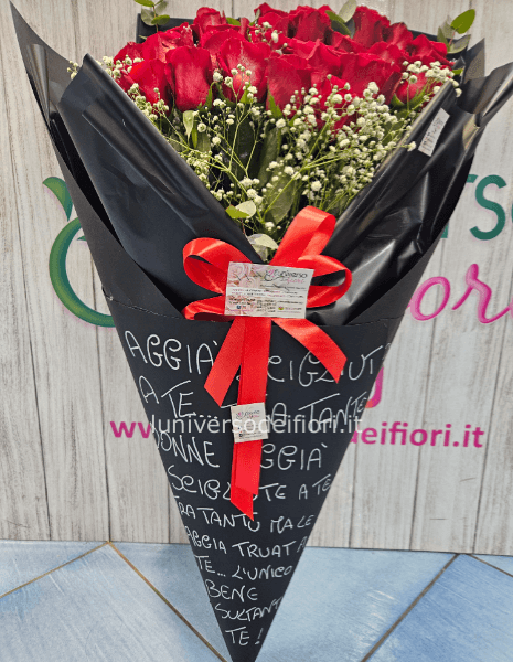59,99 Euro Super cono con dedica e15 rose rosse